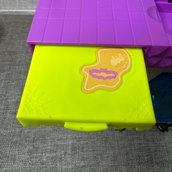 Monster High Doll Kitchen Sink Counter Fridge Playset Replacement - Picture 6 of 8